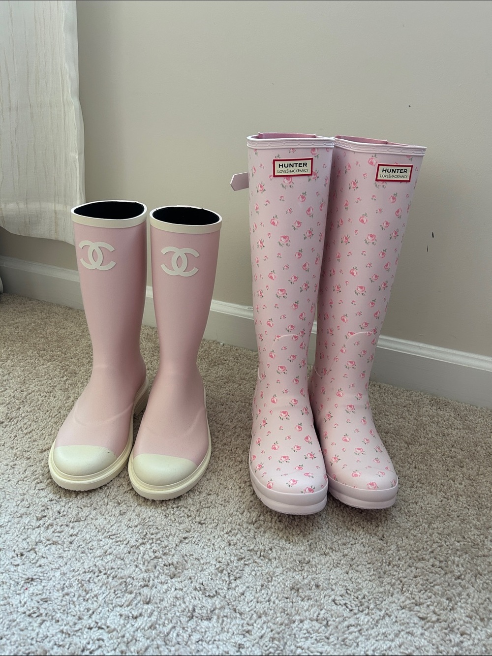 Chanel pink rainboots. 38